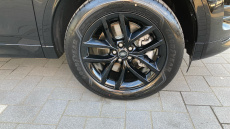 Land Rover Discovery Sport 1.5 P270e Dynamic SE 5dr Auto [5 Seat] Station Wagon